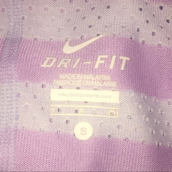 **SOLD** NIKE Athletic Tank Top - Picture 4 of 8